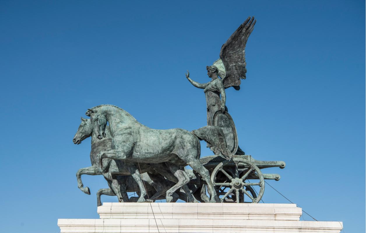 Santexnik kvartiraning shahvoniy egasini zorlik bilan olib ketadi.